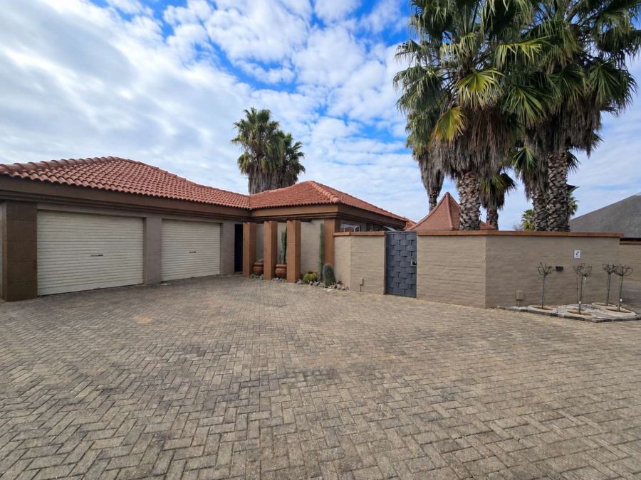 2 Bedroom Property for Sale in Heuwelsig Free State